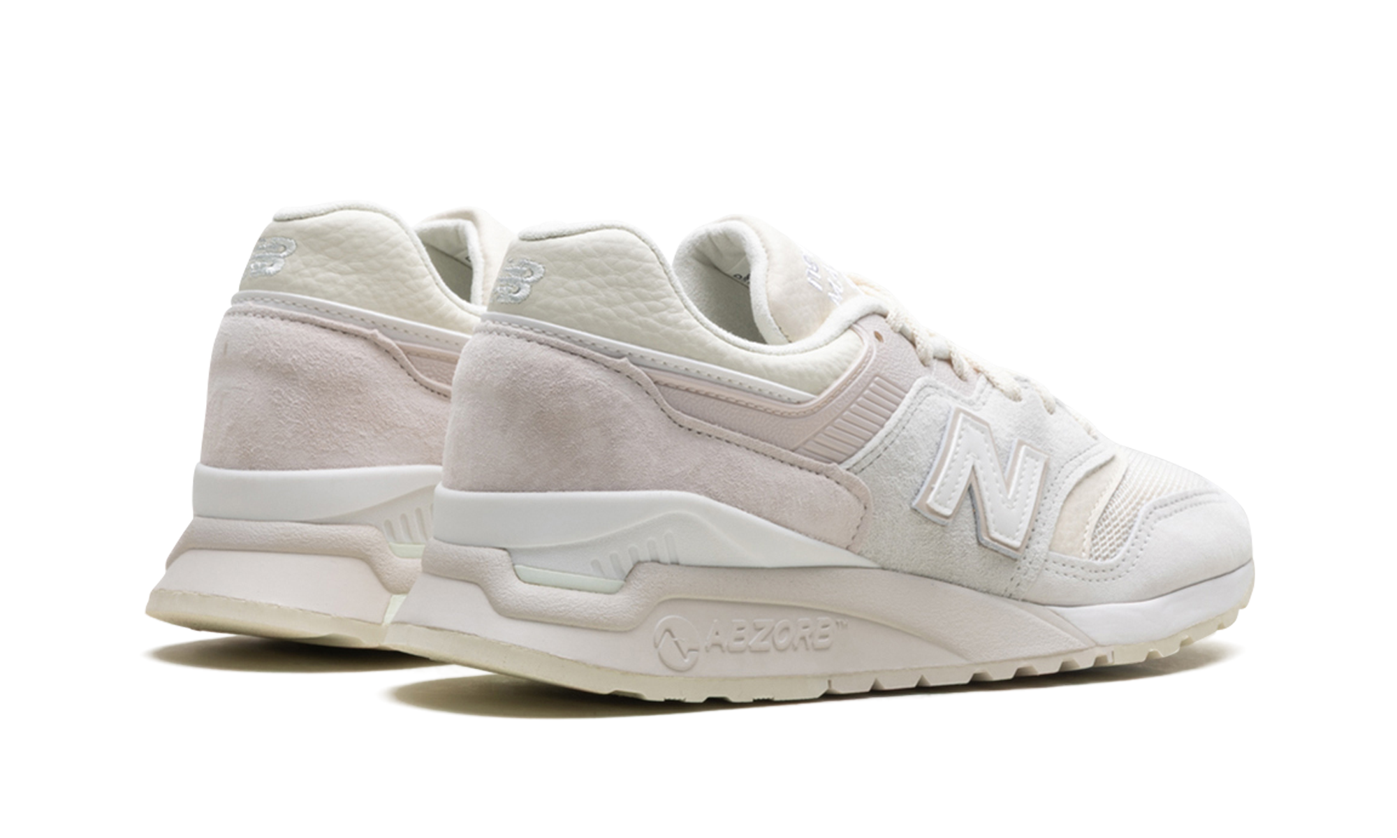 997.5 "Miusa Kith Easter White Marshmallow Angora"