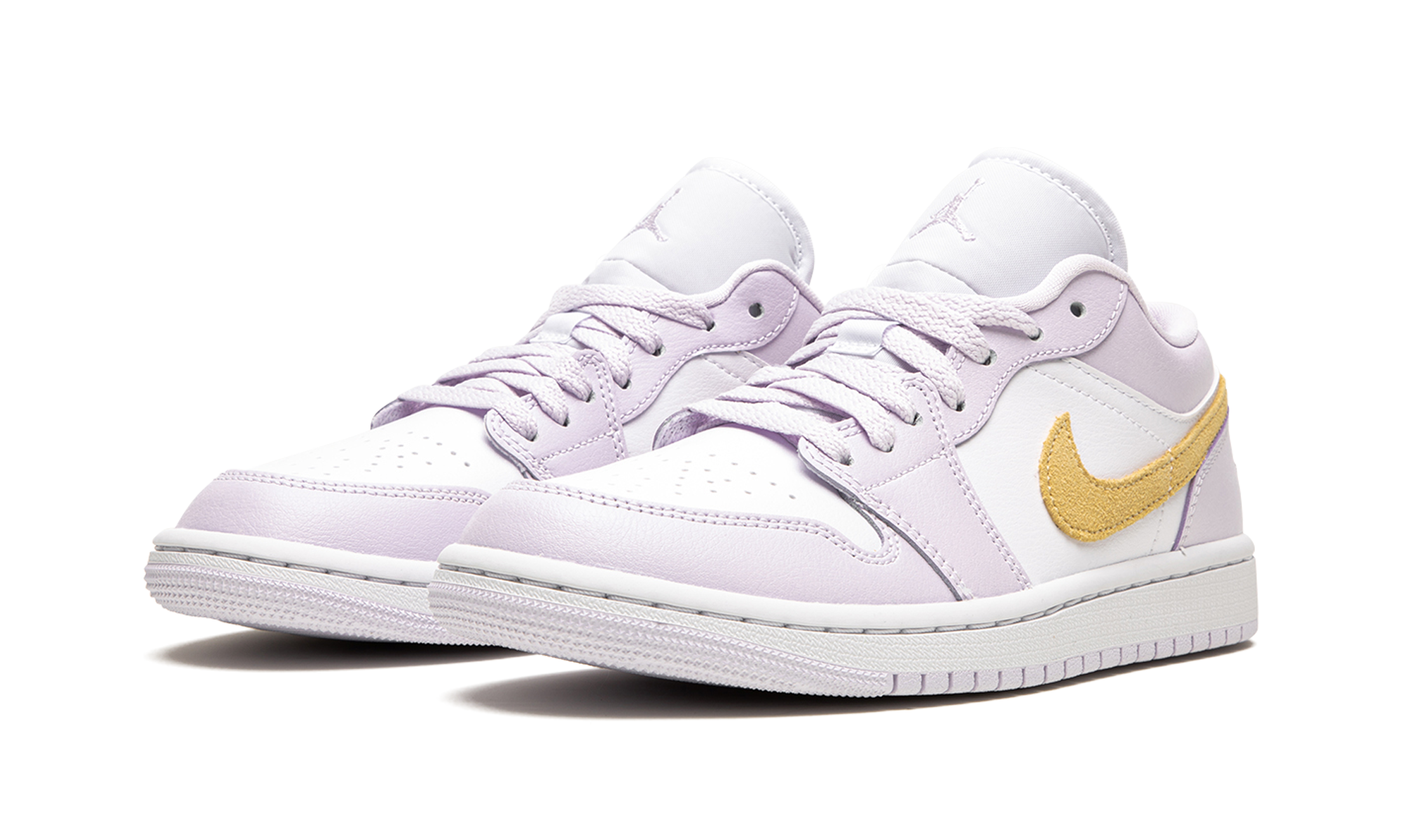AJ 1 Lo Women "Barely Grape"