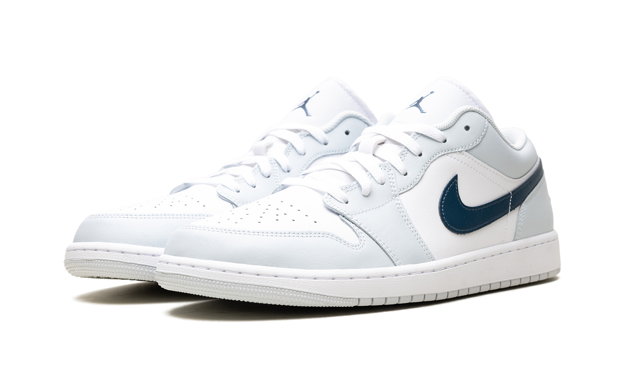 AJ 1 Low "Aura / Squadron Blue"