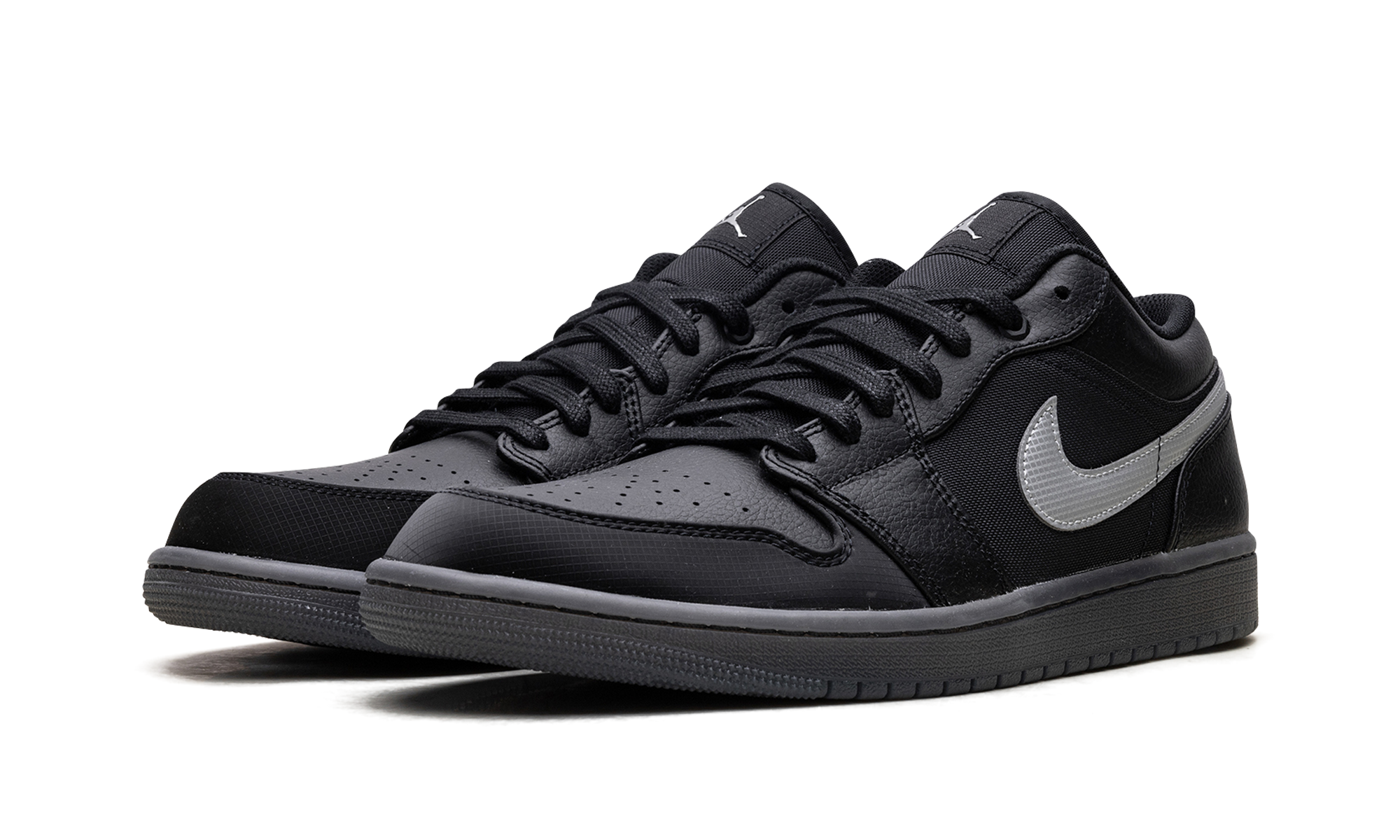 AJ 1 Low "Black White Dark Smoke Grey"