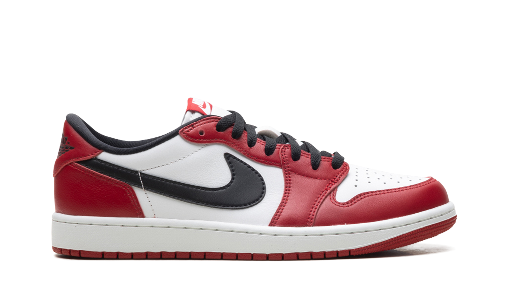 AJ 1 Low OG "Chicago (2025)"