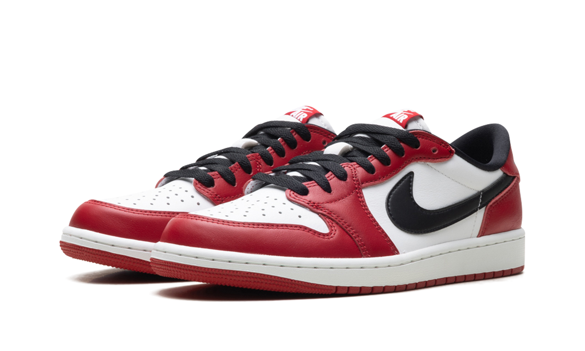 AJ 1 Low OG "Chicago (2025)"