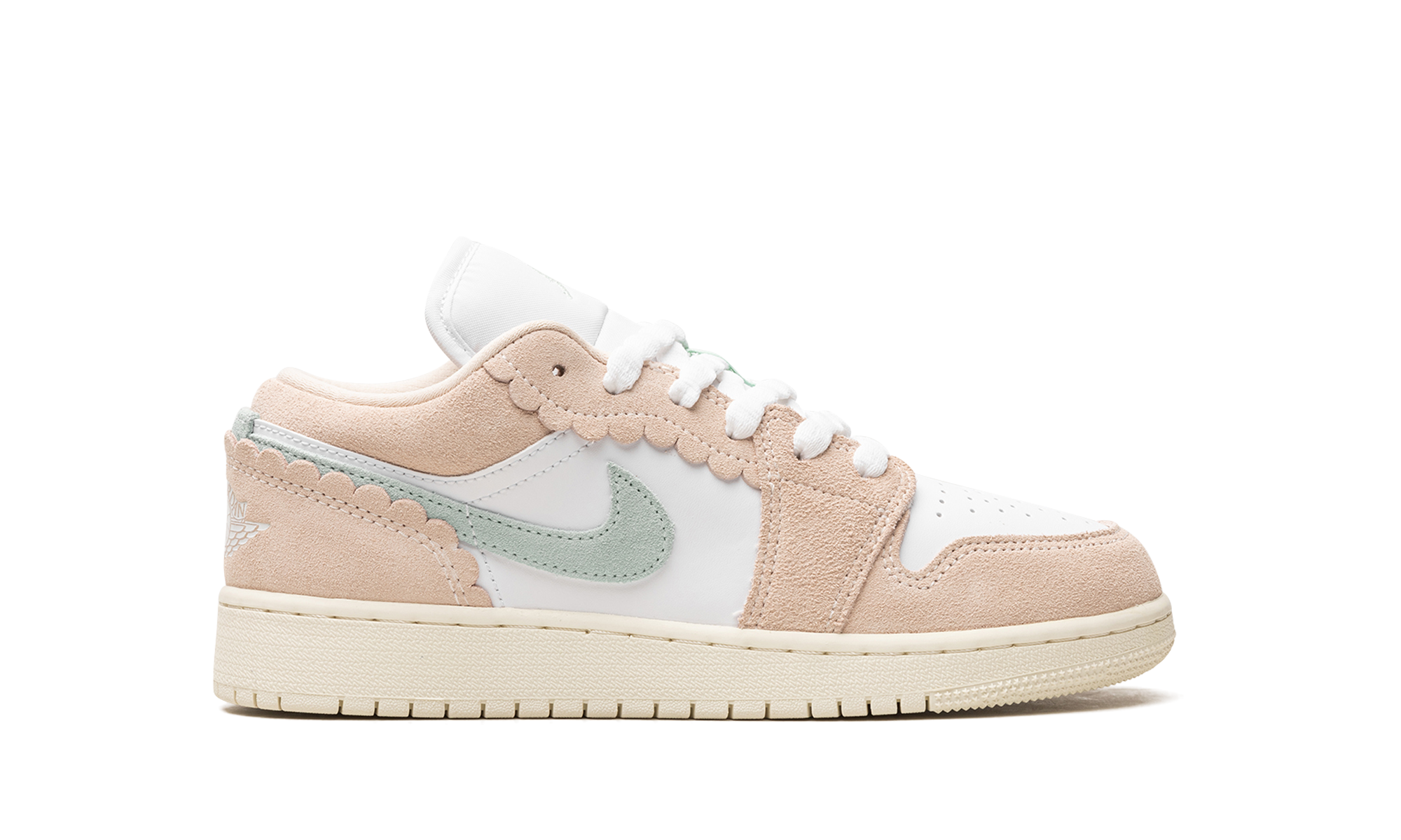AJ 1 Low Se GS "Guava Ice"