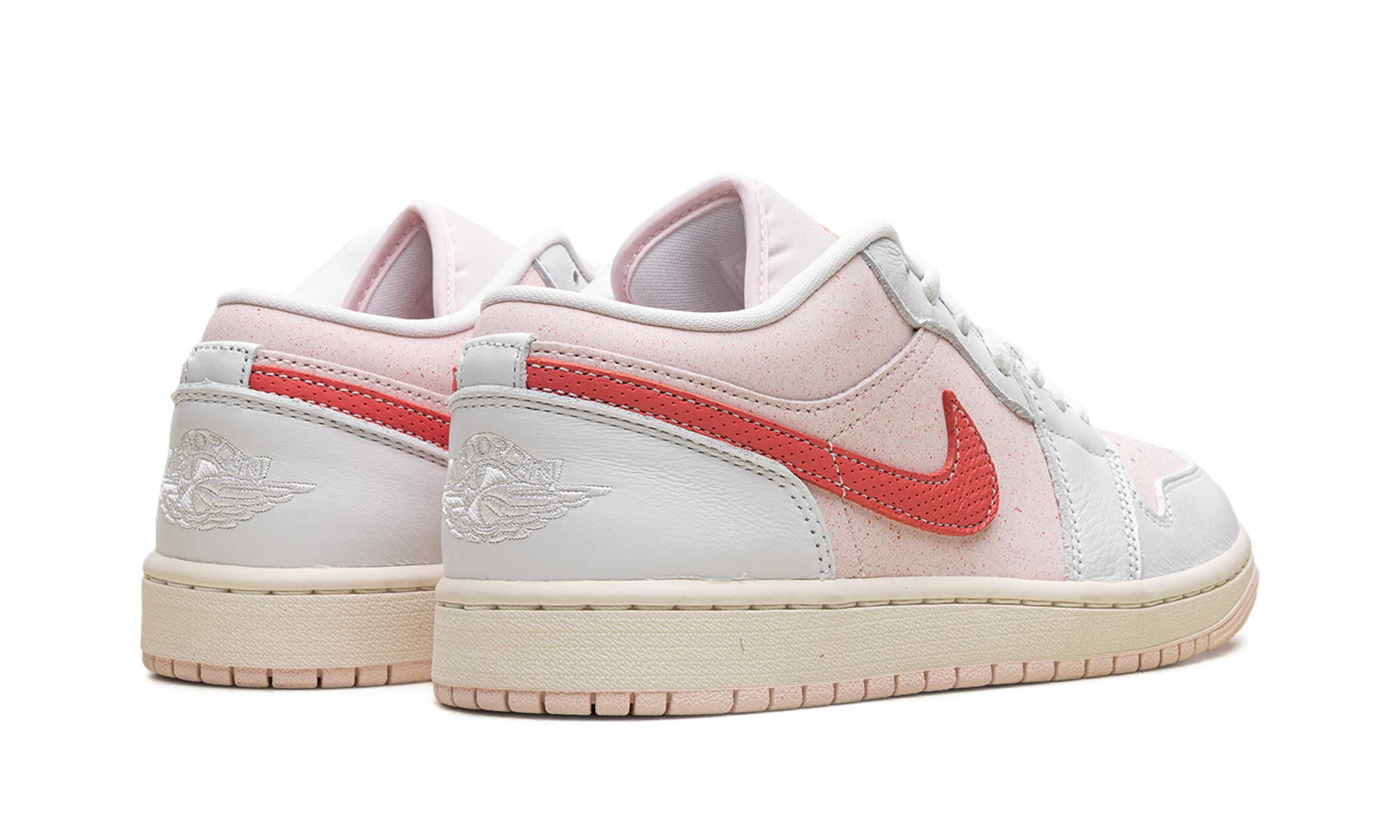 AJ 1 Low Women "Strawberry Milkshake"