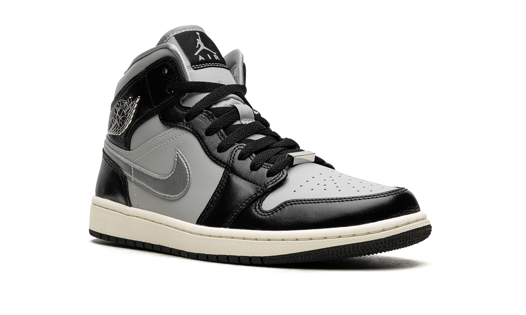 AJ 1 Mid Se Women "Black Chrome"