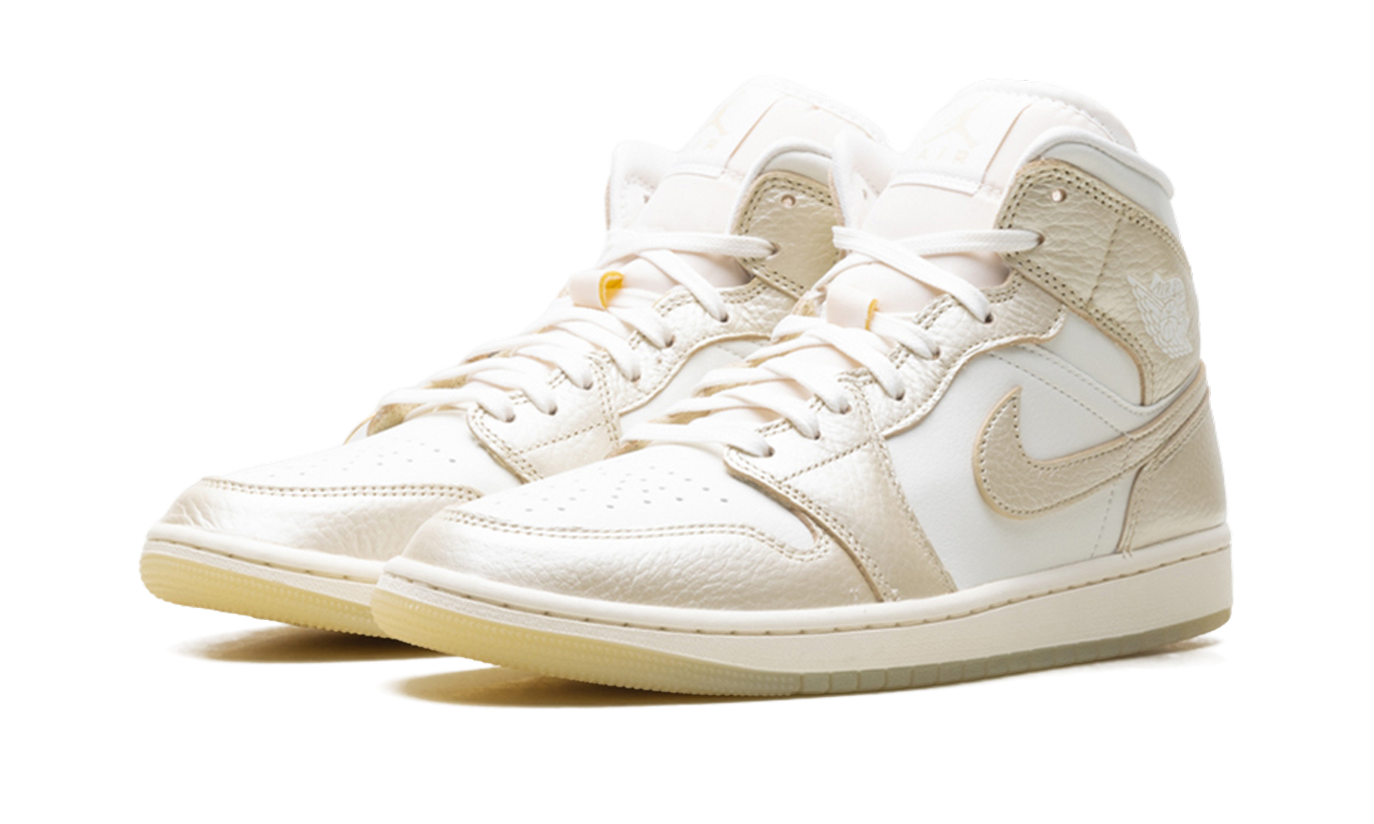 AJ 1 Mid Se Women "Metallic Team Gold"