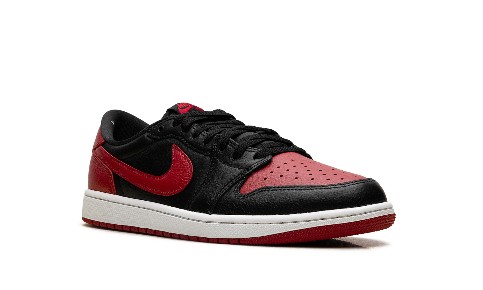 AJ 1 Retro Low OG "Banned (2026)"