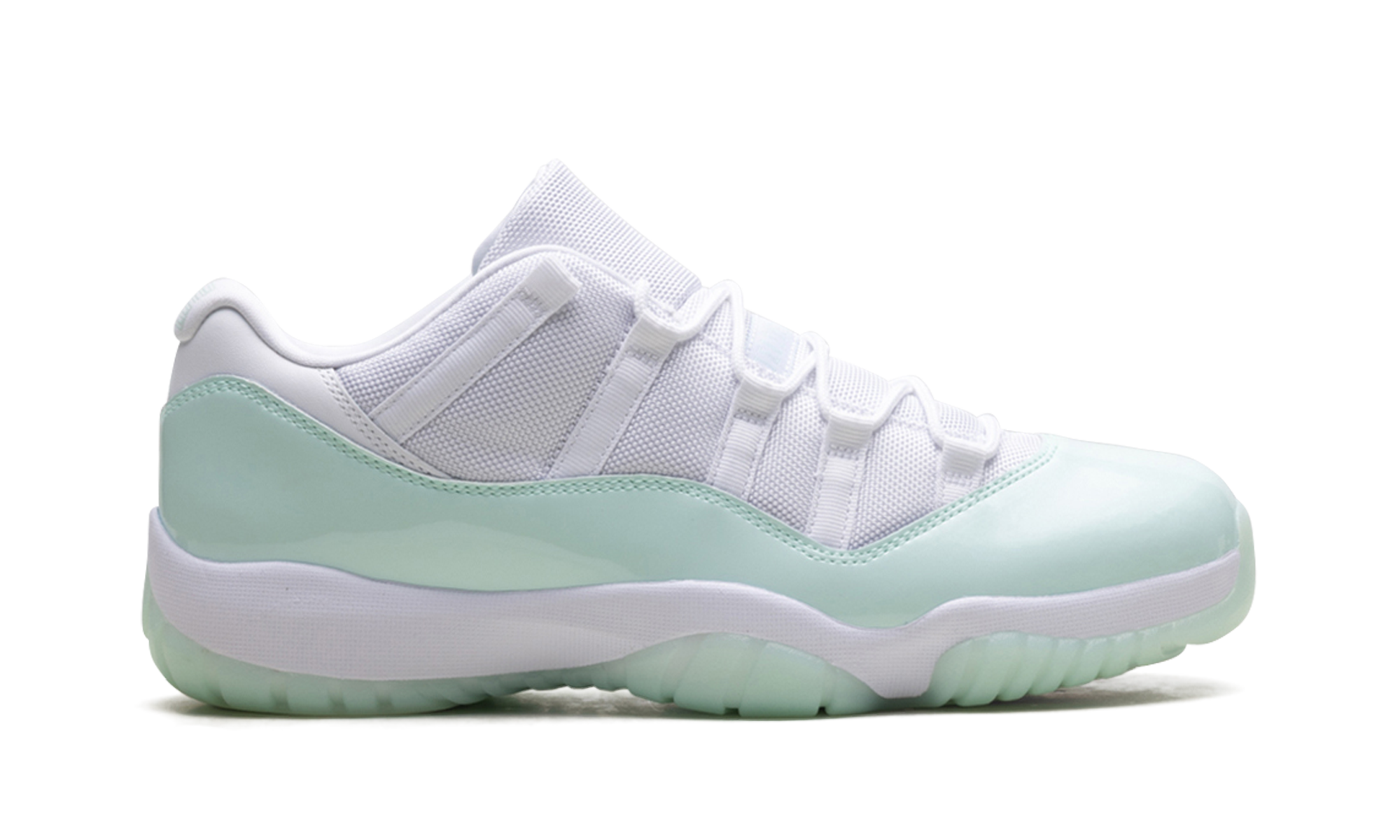 AJ 11 Low Women "Igloo"