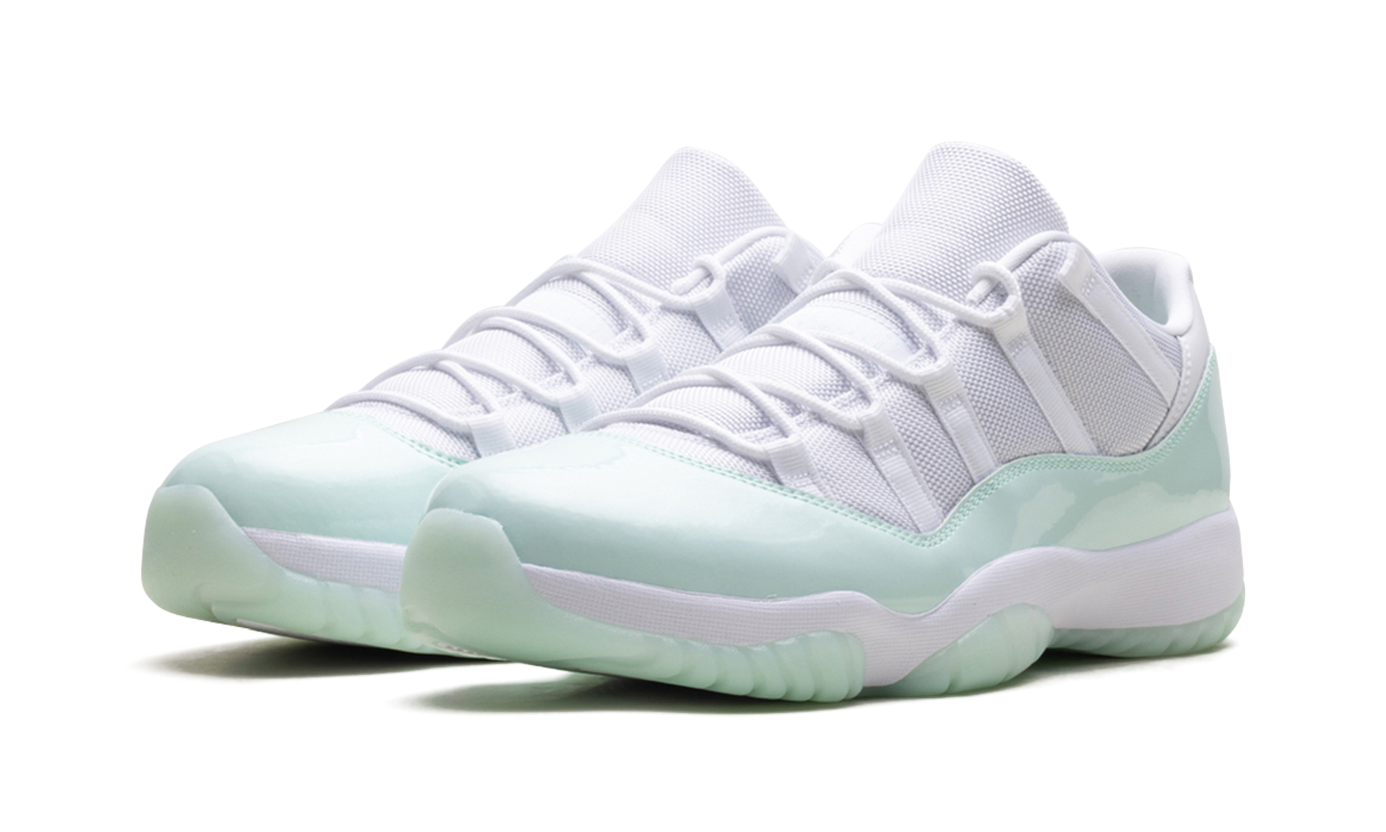 AJ 11 Low Women "Igloo"