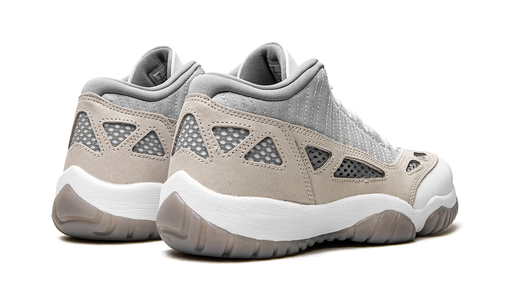 AJ 11 Retro Low Ie "'light Orewood Brown'"