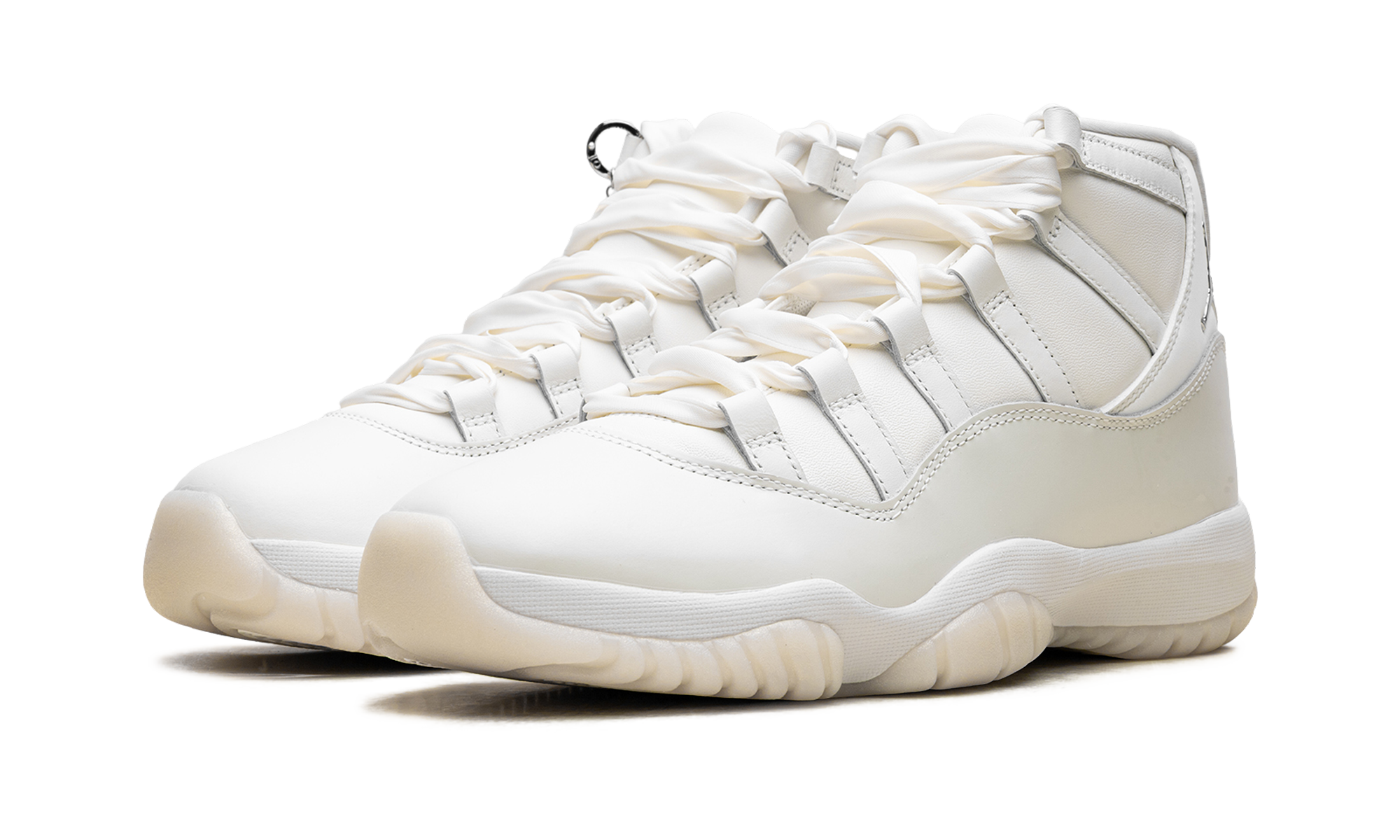 AJ 11 Women "Pearl"