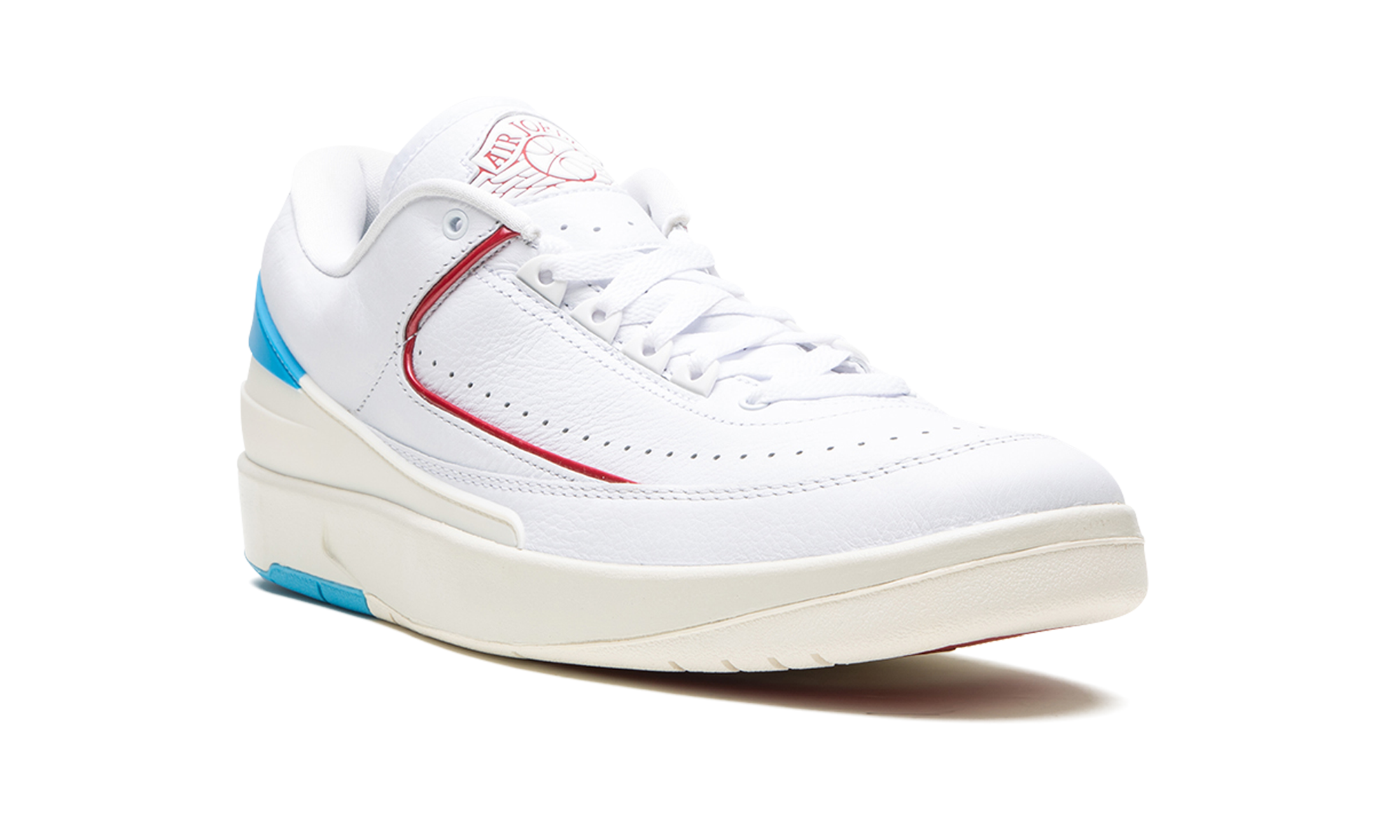 AJ 2 Retro Women "Nc To Chi"