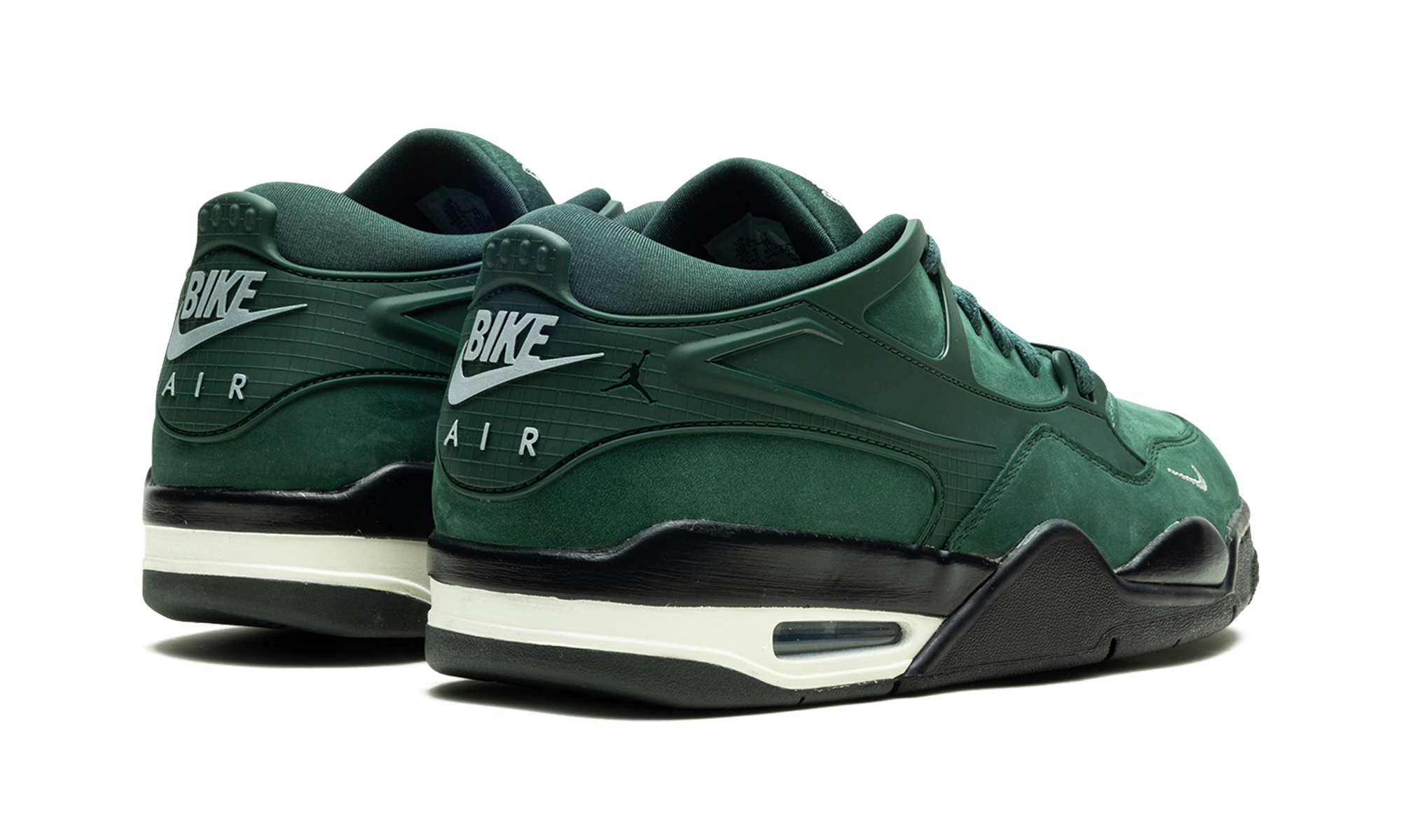 AJ 4 Rm "Nigel Sylvester - Grandma's Driveway"