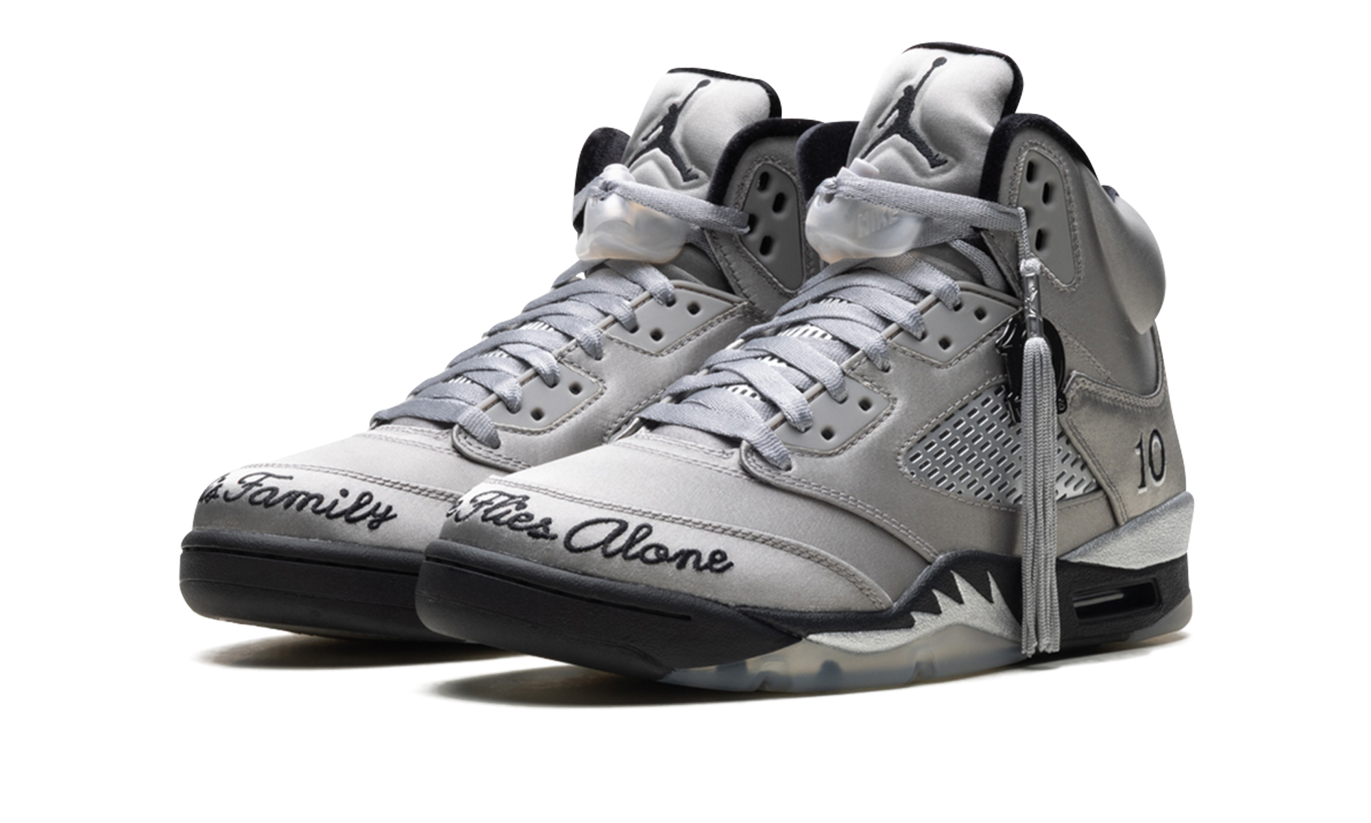 AJ 5 Retro Women "Wings (2025)"