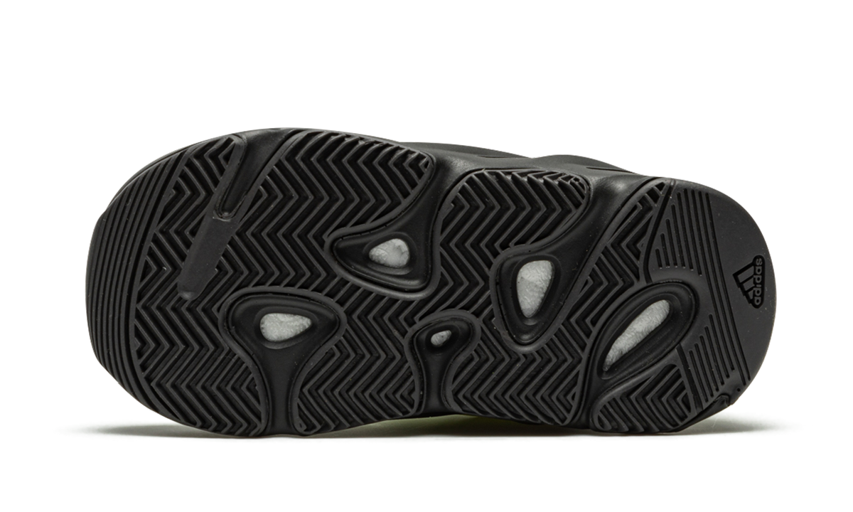 Boost 700 Mnvn Infant "Phosphor"