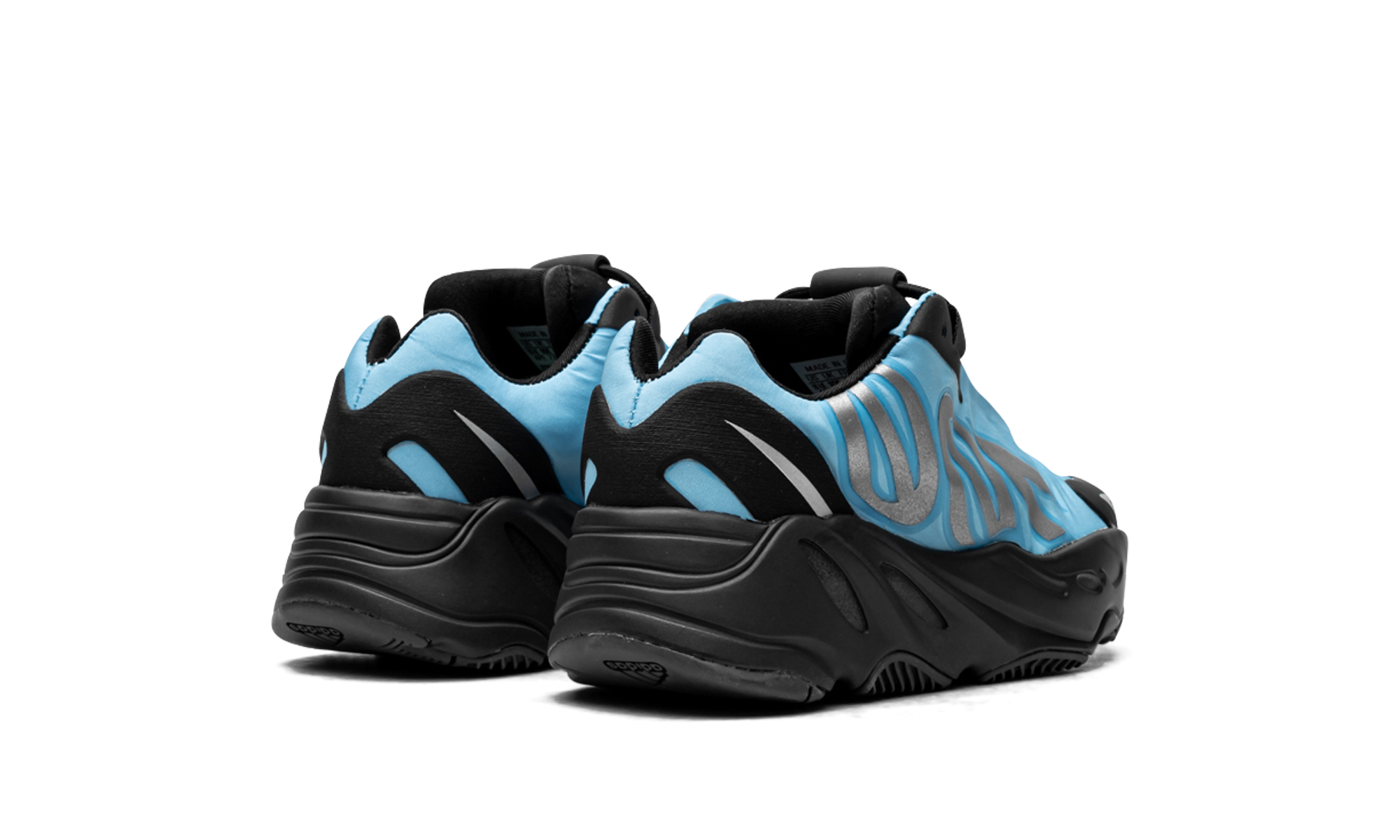 Boost 700 Mnvn Kids "Bright Cyan"