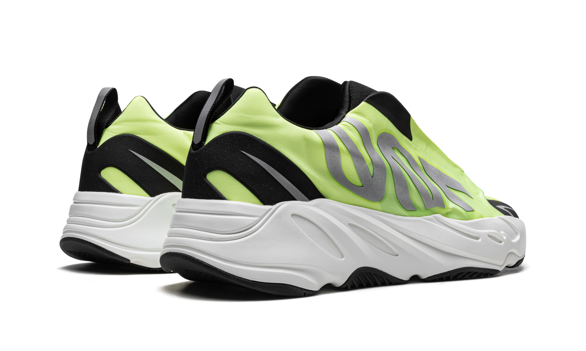 Boost 700 Mnvn Laceless "Phosphor"