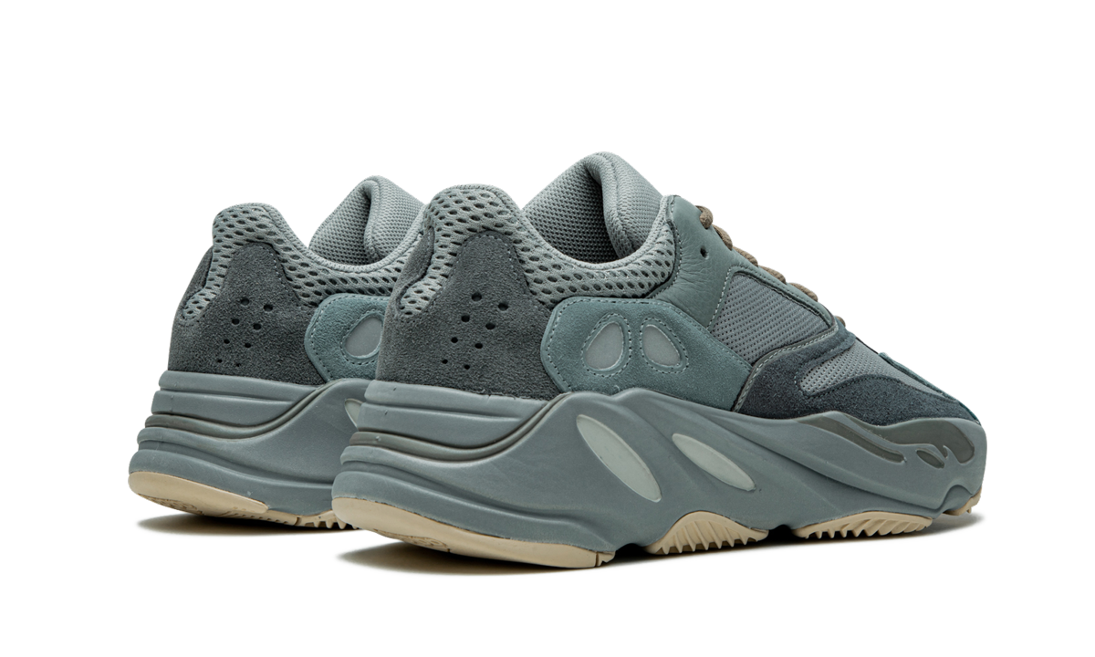 Boost 700 "Teal Blue"