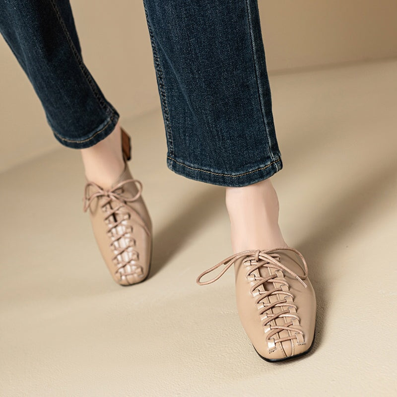Chic Lace Up Mules for Women Elegant Covered Toe Leather Slippers in Apricot/Beige