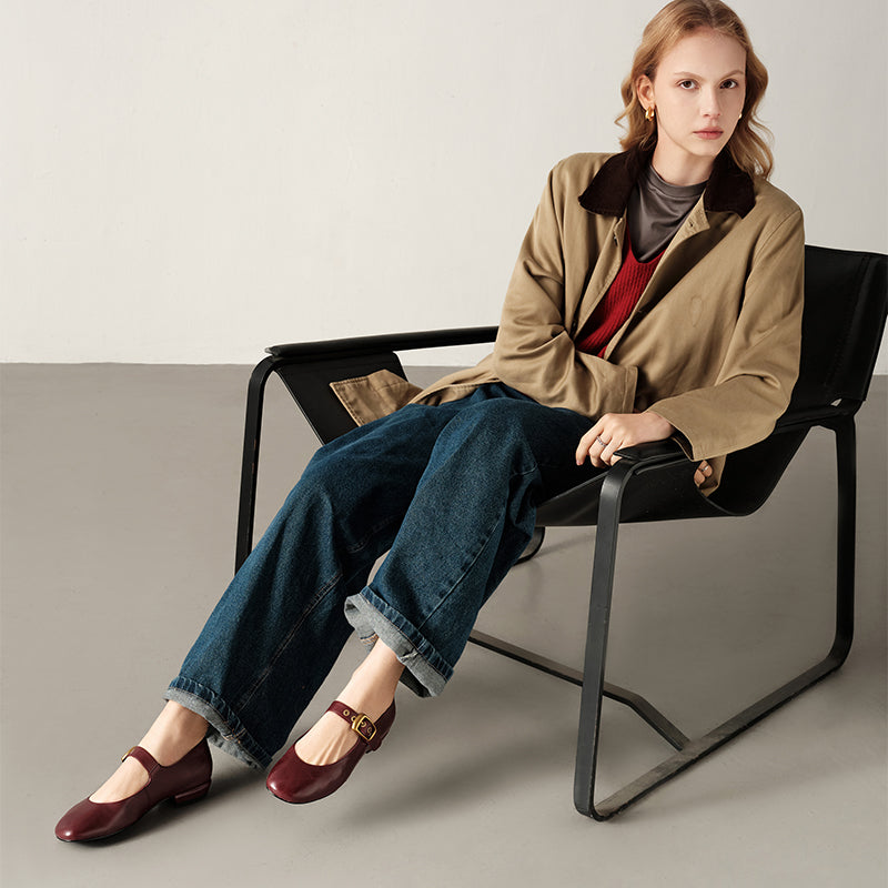 Classic Handmade Cowhide Buckle Mary Jane Shoes in Black/Wine Red
