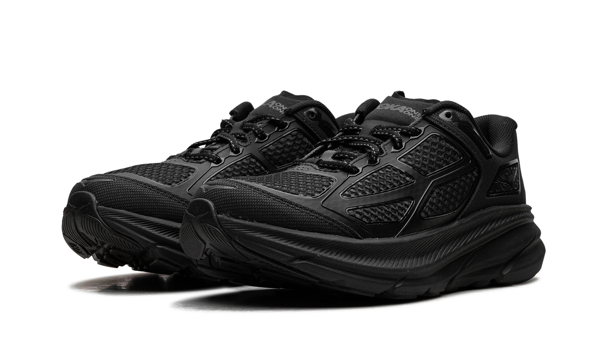 Clifton One12 "Black / Carbon Black"