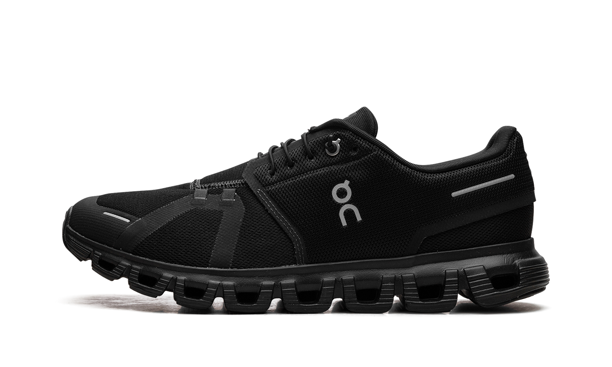 Cloud 6 "Triple Black"