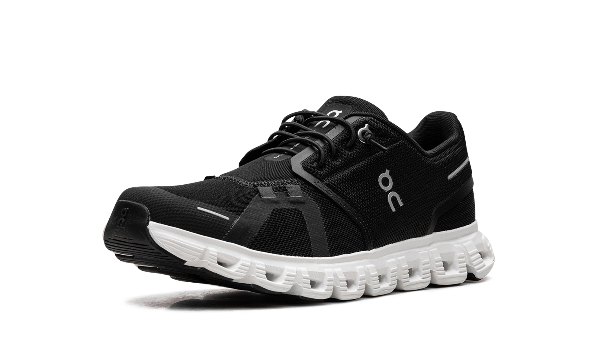 Cloud 6 Women "Black White"