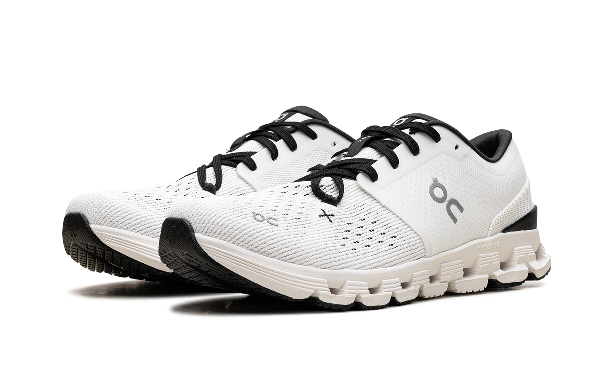 Cloud X 4 "Ivory Black"