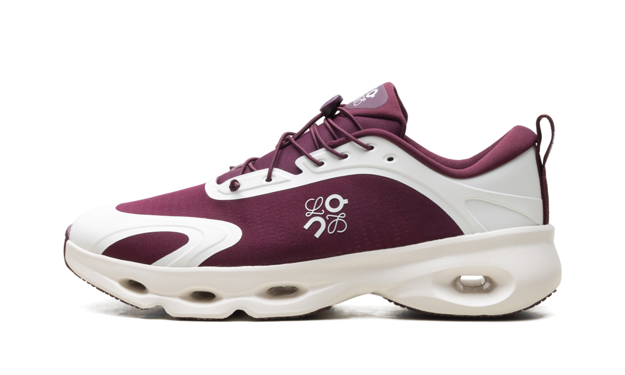 Cloudsolo "Loewe - Burgundy Eggshell"