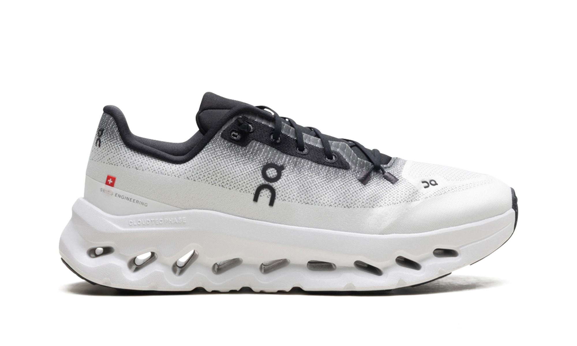 Cloudtilt "Black | Ivory"