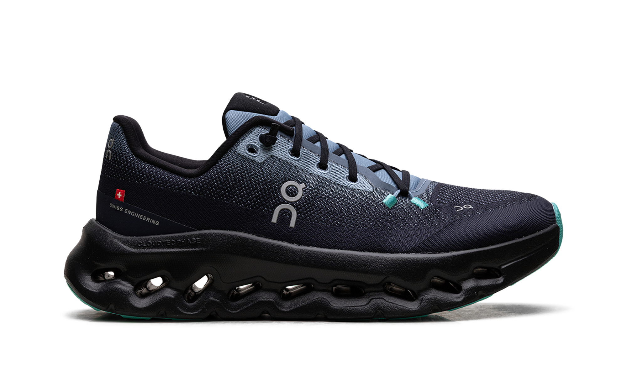 Cloudtilt "Black / Ivory"