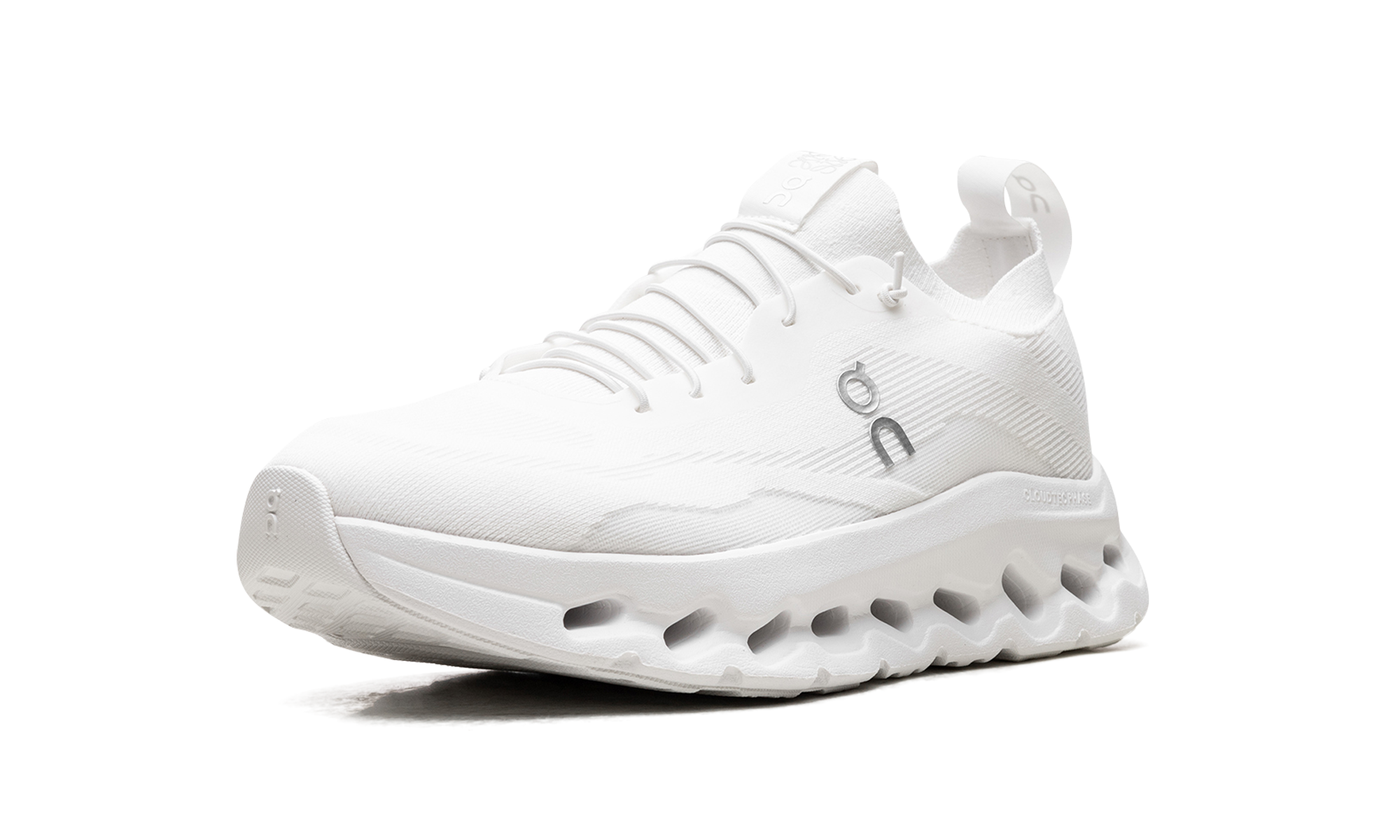 Cloudtilt "Loewe All White"
