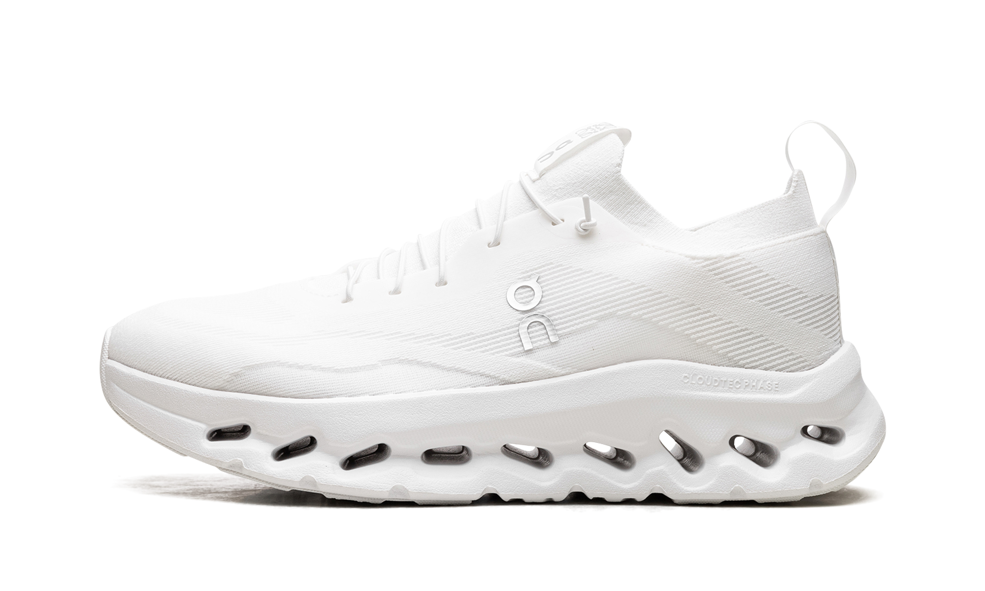 Cloudtilt "Loewe All White"