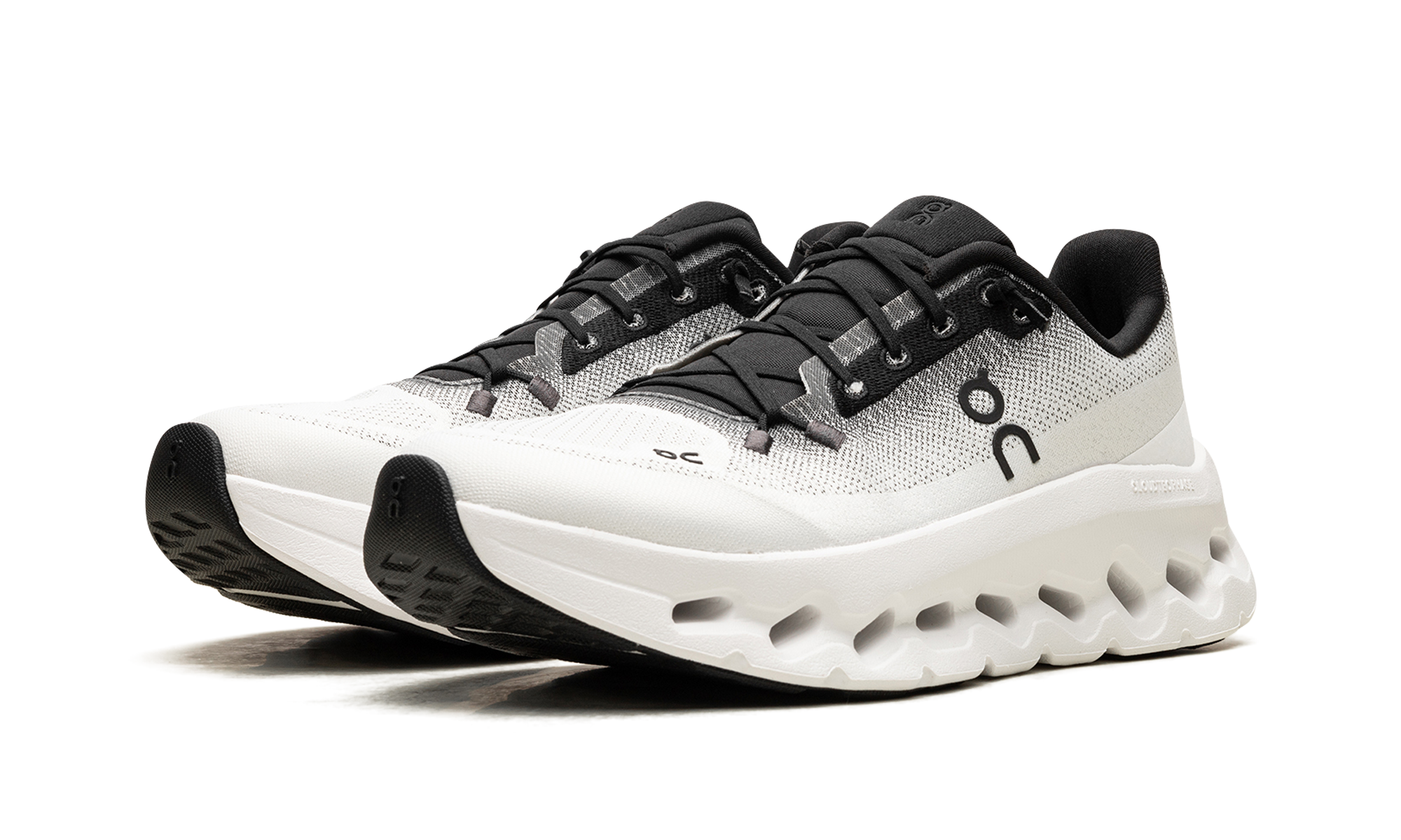 Cloudtilt Women "Black/ivory"