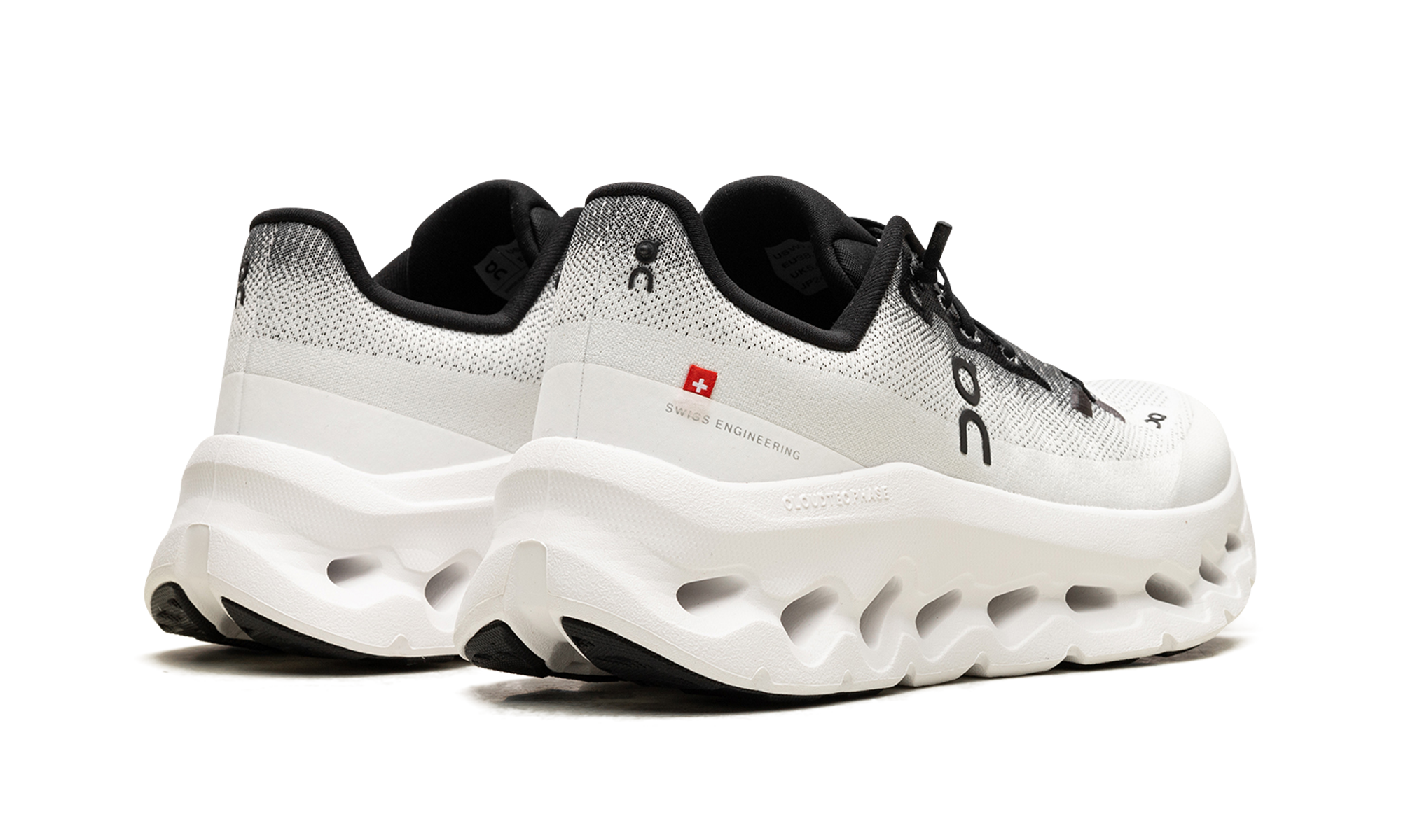 Cloudtilt Women "Black/ivory"