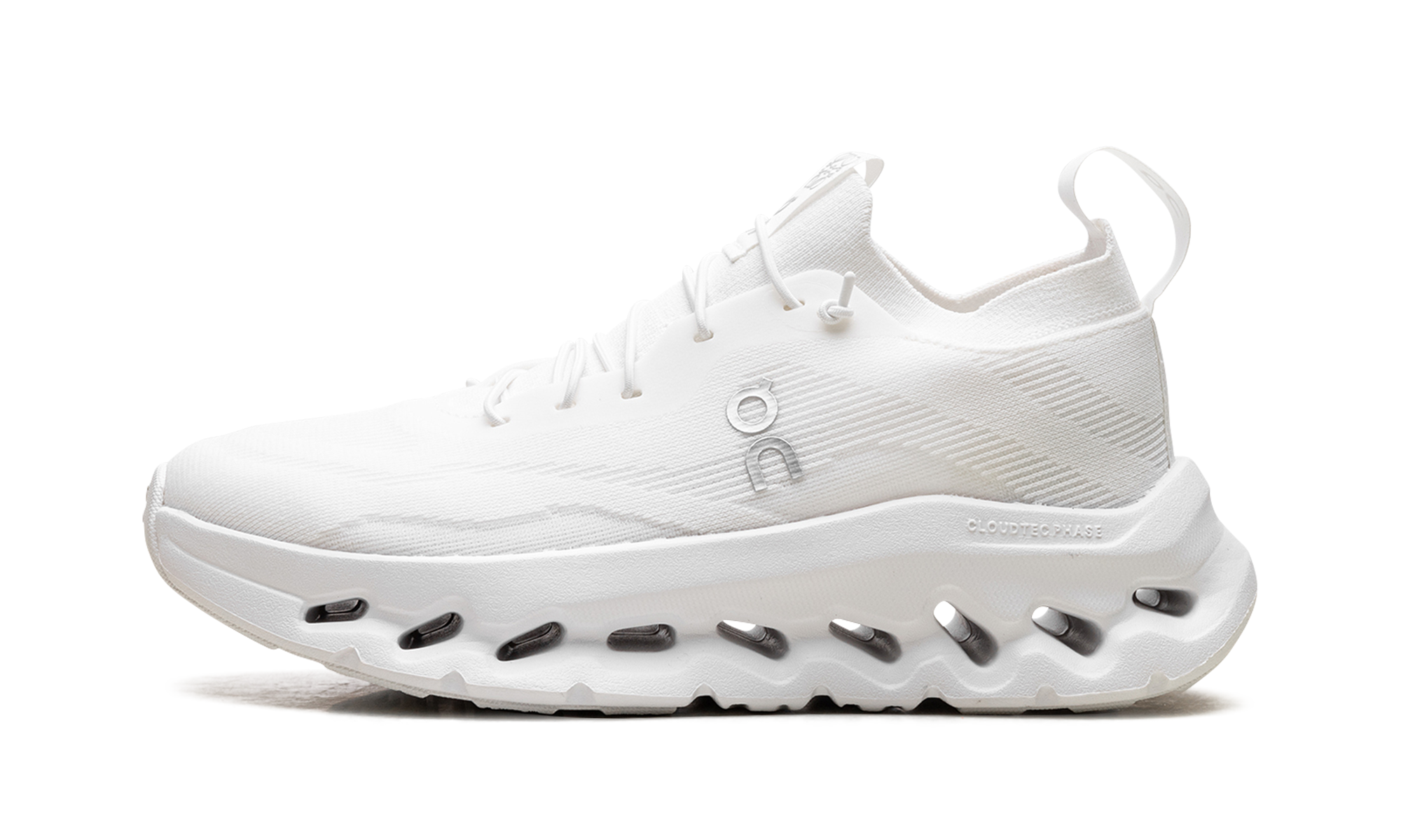 Cloudtilt Women "Loewe All White"