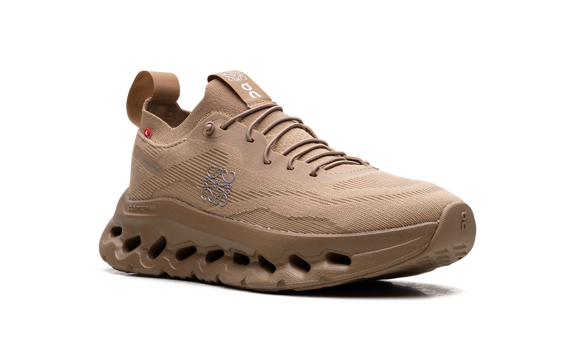 Cloudtilt Women "Loewe Dark Sand"
