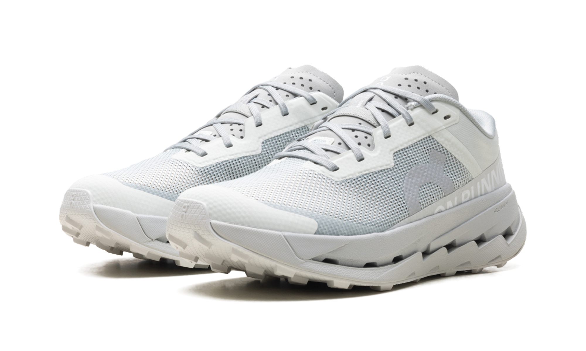 Cloudultra 3 "Iceberg Glacier"