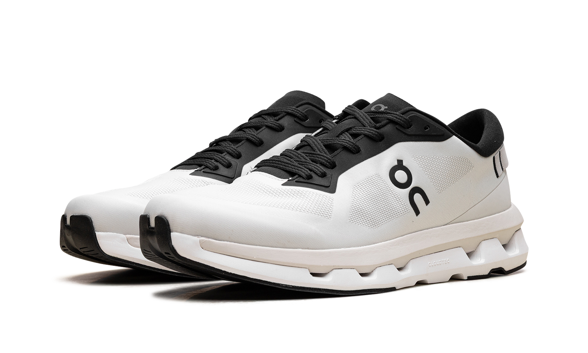 Cloudzone "Ice Black"