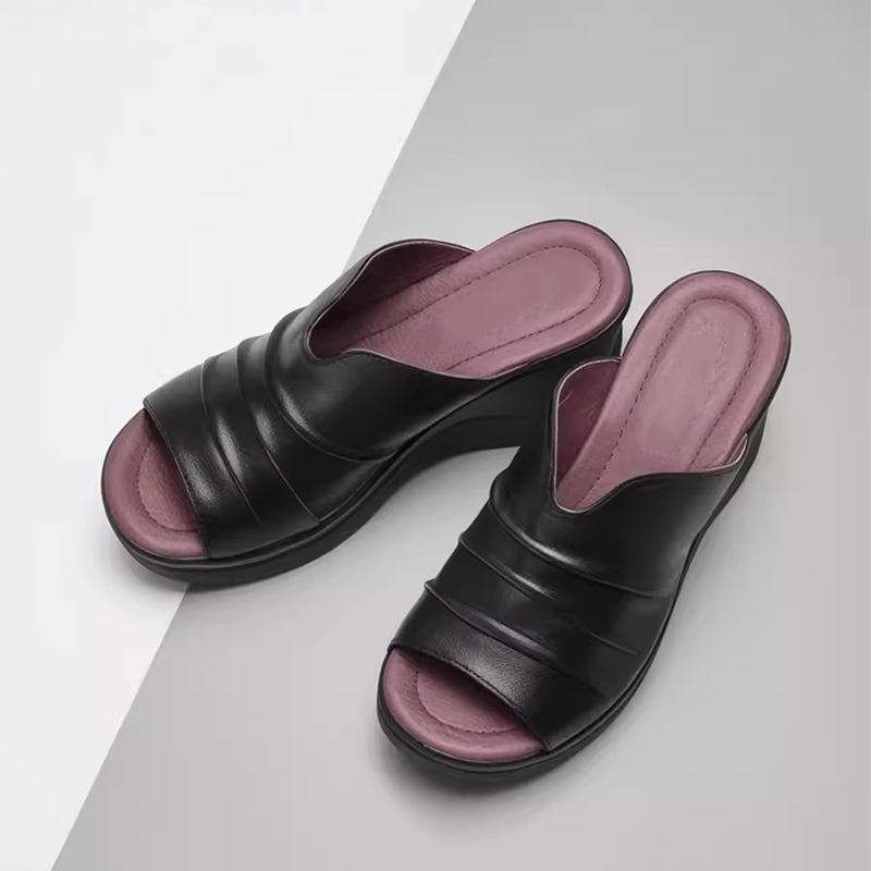Custom Color Fold Design Leather Slide Sandals For Women Peep Toe Platform Slippers in Black/White