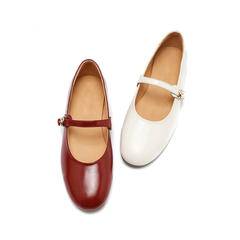 Dwarves Classic Handmade Cowhide Mary Jane Flats in Beige/Black/Red