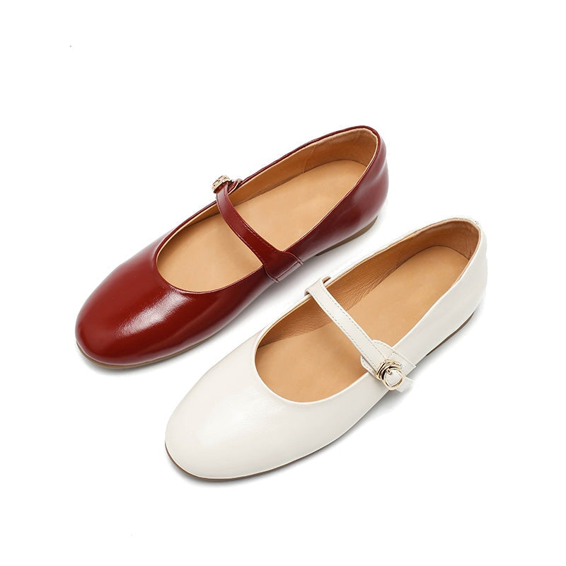 Dwarves Classic Handmade Cowhide Mary Jane Flats in Beige/Black/Red