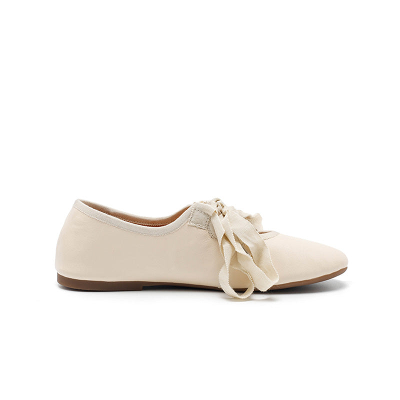 Dwarves Handmade Soft Leather Ribbon Bow Ballet Flats in Beige/Black/Coffee