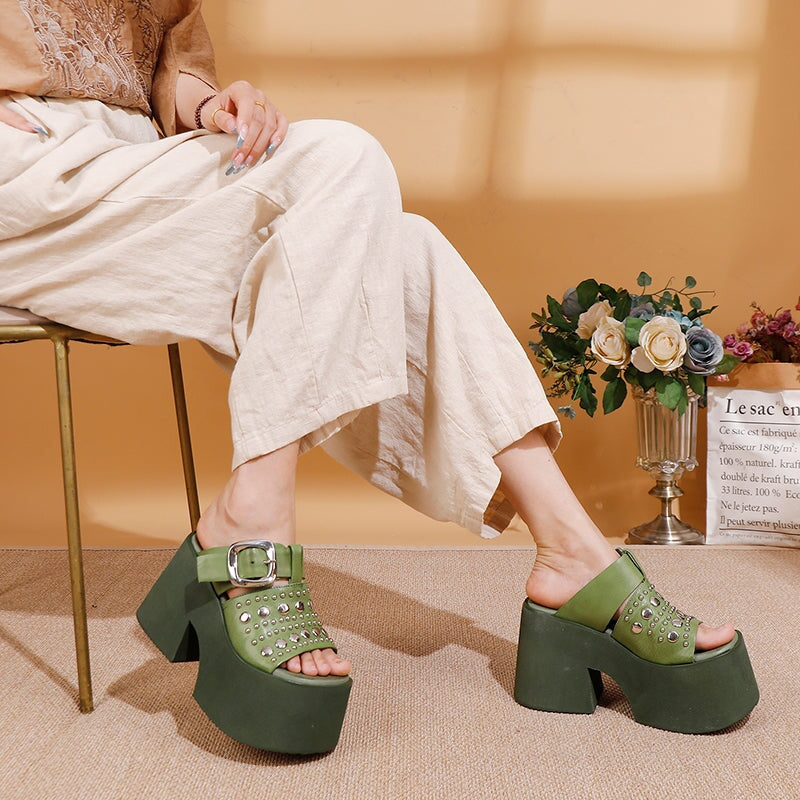 Edgy Studded Leather Platform Heels Bold Open-Toe Sandals for Women in Black/Green