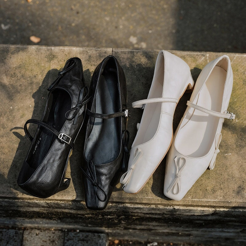 Elegant Bow Mary Jane Kitten Heels Handmade Textured Sheepskin Leather Pumps in Black/Beige