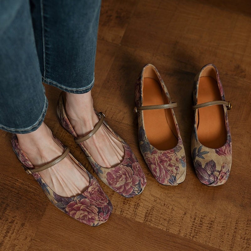 Elegant Floral Leather Mary Jane Shoes with Asymmetrical Rose Pattern in Apricot