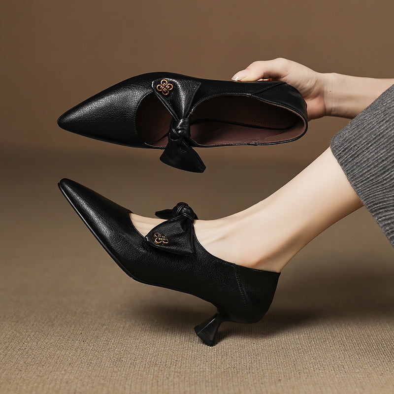 Elegant Pointed Toe 50mm Kitten Heel Mary Jane Pumps with Bow Detail in Black/Wine Red