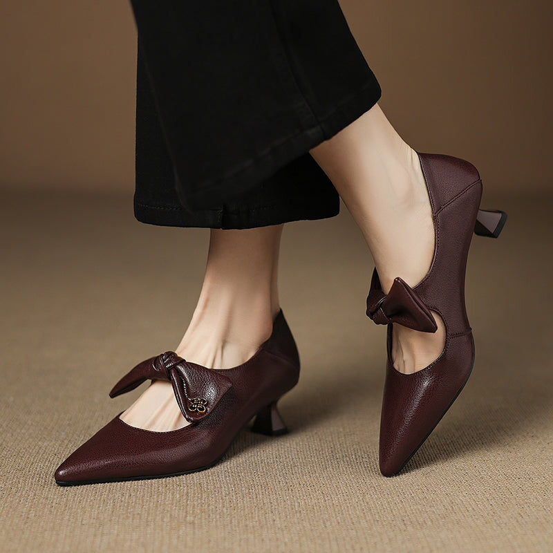 Elegant Pointed Toe 50mm Kitten Heel Mary Jane Pumps with Bow Detail in Black/Wine Red