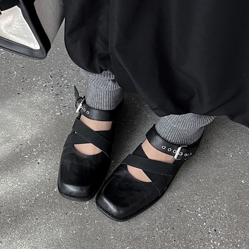 Fashion Square Toe Sheepskin Ballet Mary Jane Shoes Cross Strap Buckle Flats in Black/Lychee Red