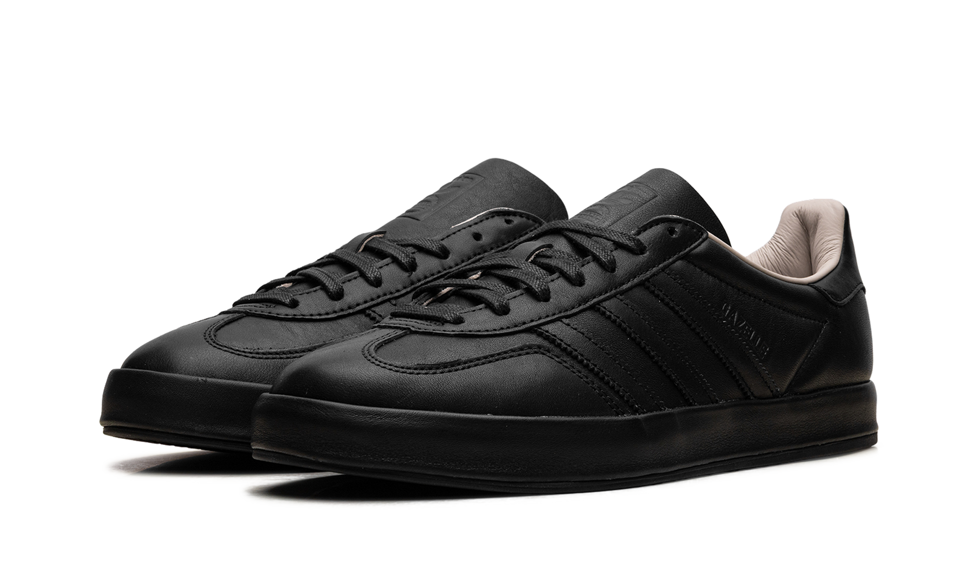 Gazelle Indoor "Luxe Pack Black"